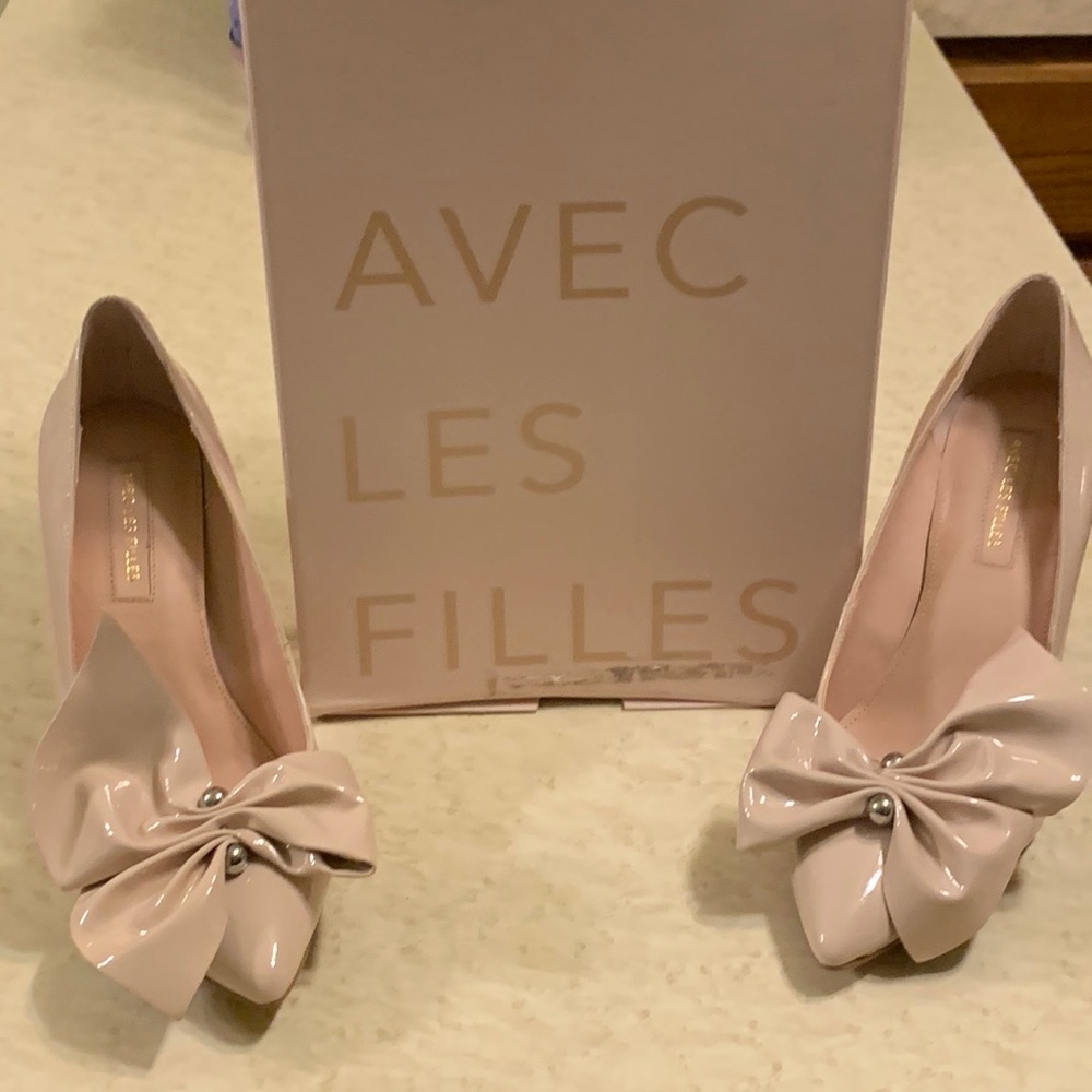 AVEC LES FILLES
